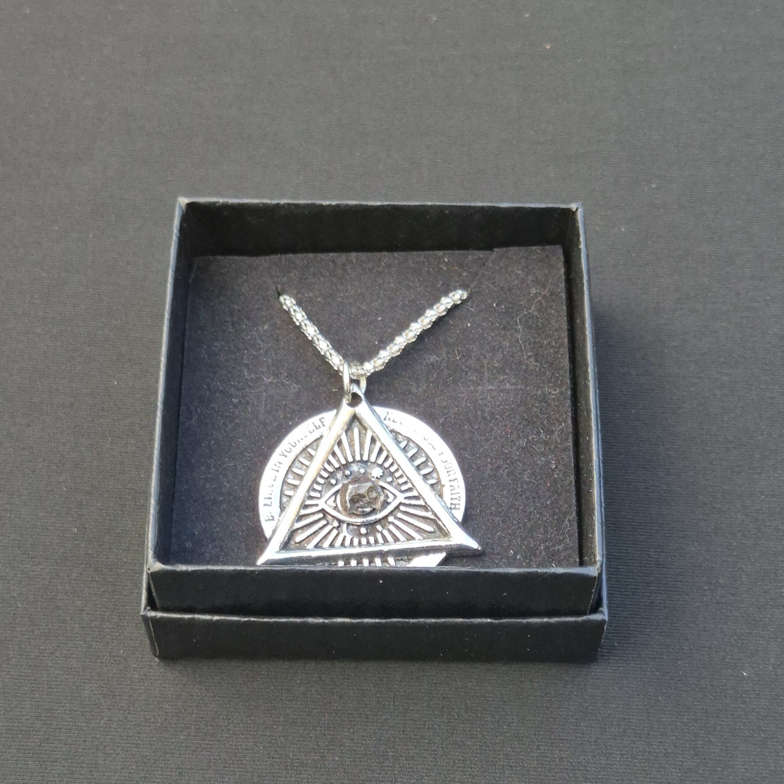 collier cosmique