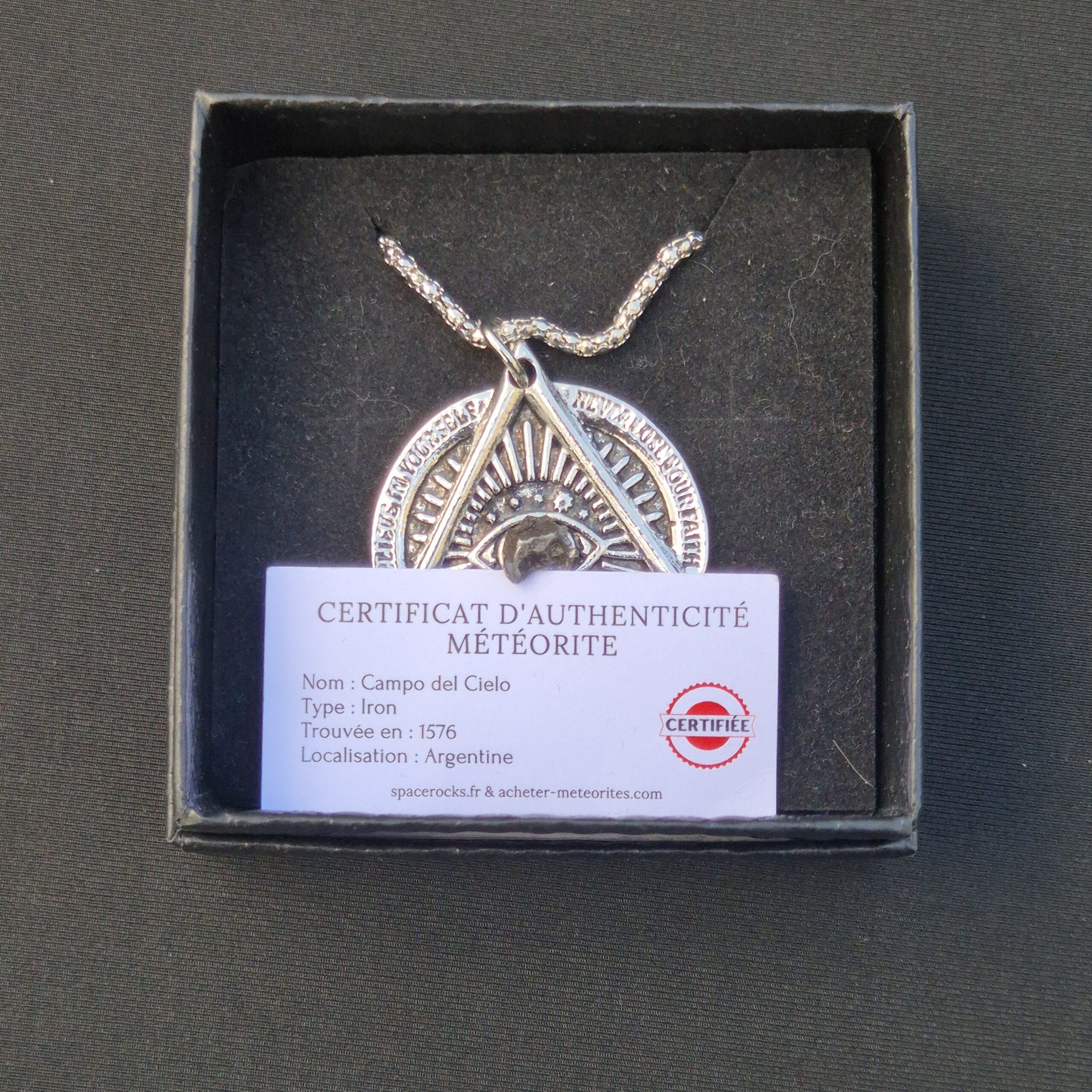 collier cosmique