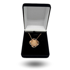 Collier verre libyque couleur or rose – pendentif élégant et cosmique